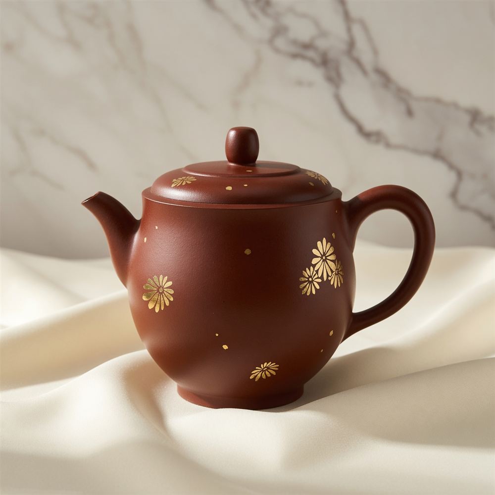 Gilt Chrysanthemum Zisha Teapot